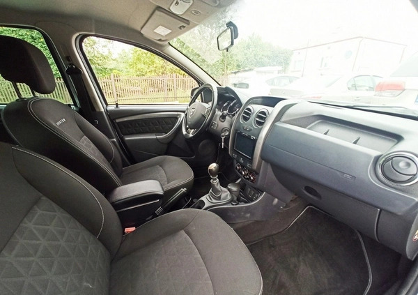 Dacia Duster cena 37900 przebieg: 135000, rok produkcji 2015 z Rzeszów małe 191